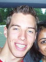 Person who looks like Simon Rex