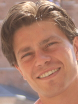 Person who looks like Steve Howey