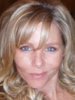 Person who looks like Leslie Mann