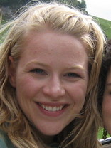 Person who looks like Julie Benz