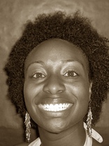 Person who looks like Gladys Knight