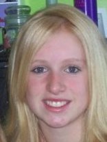 Person who looks like Julie Gonzalo