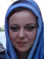 Person who looks like Debi Mazar