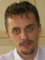 Person who looks like Tobey Maguire