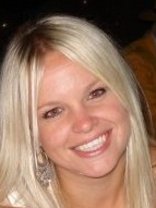 Person who looks like Sophie Monk