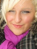 Person who looks like Ashlee Simpson