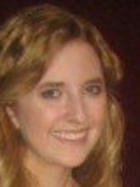 Person who looks like Bernadette Peters