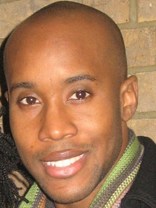 Person who looks like Henry Simmons