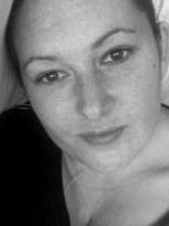 Person who looks like Drea de Matteo