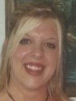 Person who looks like Tori Spelling