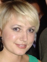 Person who looks like Naomi Watts