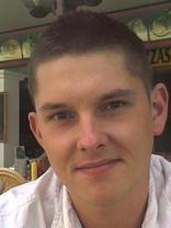 Person who looks like Justin Hartley