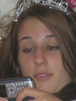 Person who looks like Kaley Cuoco