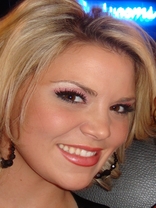 Person who looks like Anna Nicole Smith