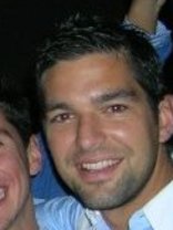 Person who looks like Ricky Martin