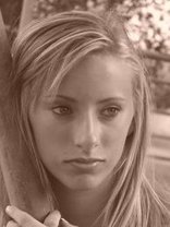 Person who looks like Judy Greer