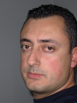 Person who looks like Jean Reno