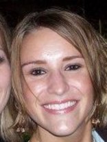 Person who looks like Julie Benz