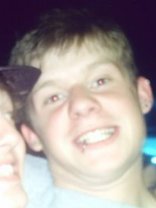 Person who looks like Stark Sands