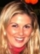 Person who looks like Daisy Fuentes