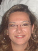 Person who looks like Gloria Estefan