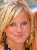 Person who looks like Anna Faris