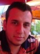 Person who looks like David Duchovny