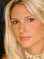 Person who looks like Molly Sims