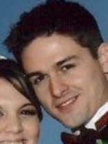 Person who looks like Peter Facinelli