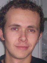 Person who looks like Danny Masterson