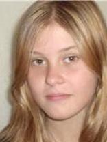 Person who looks like Sarah Carter