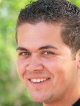 Person who looks like Steve Howey