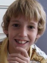 Person who looks like Freddie Highmore