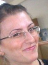 Person who looks like Cara Buono