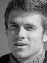 Person who looks like Michael Vartan