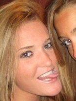 Person who looks like Carrie Underwood