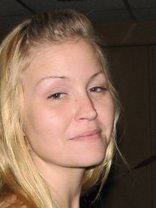 Person who looks like Julia Stiles