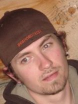 Person who looks like Danny Masterson