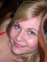 Person who looks like Kirsten Dunst