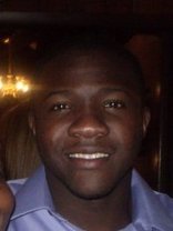 Person who looks like Derek Luke