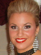 Person who looks like Farah Fath