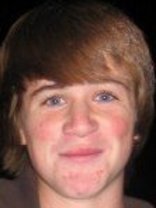 Person who looks like Benjamin McKenzie