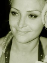 Person who looks like Portia de Rossi