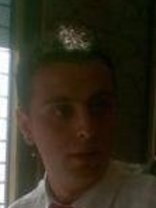 Person who looks like Tobey Maguire