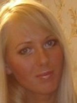 Person who looks like Maria Sharapova