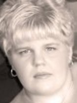 Person who looks like Kelly Osbourne