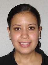 Person who looks like Holly Marie Combs