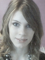 Person who looks like Kelly Stables