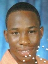 Person who looks like Dave Chappelle