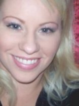 Person who looks like Portia de Rossi